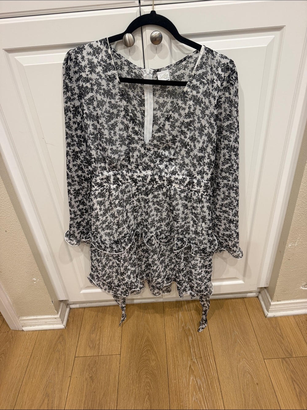 Selfie Leslie Black and White Floral Long Sleeve Peplum Dress